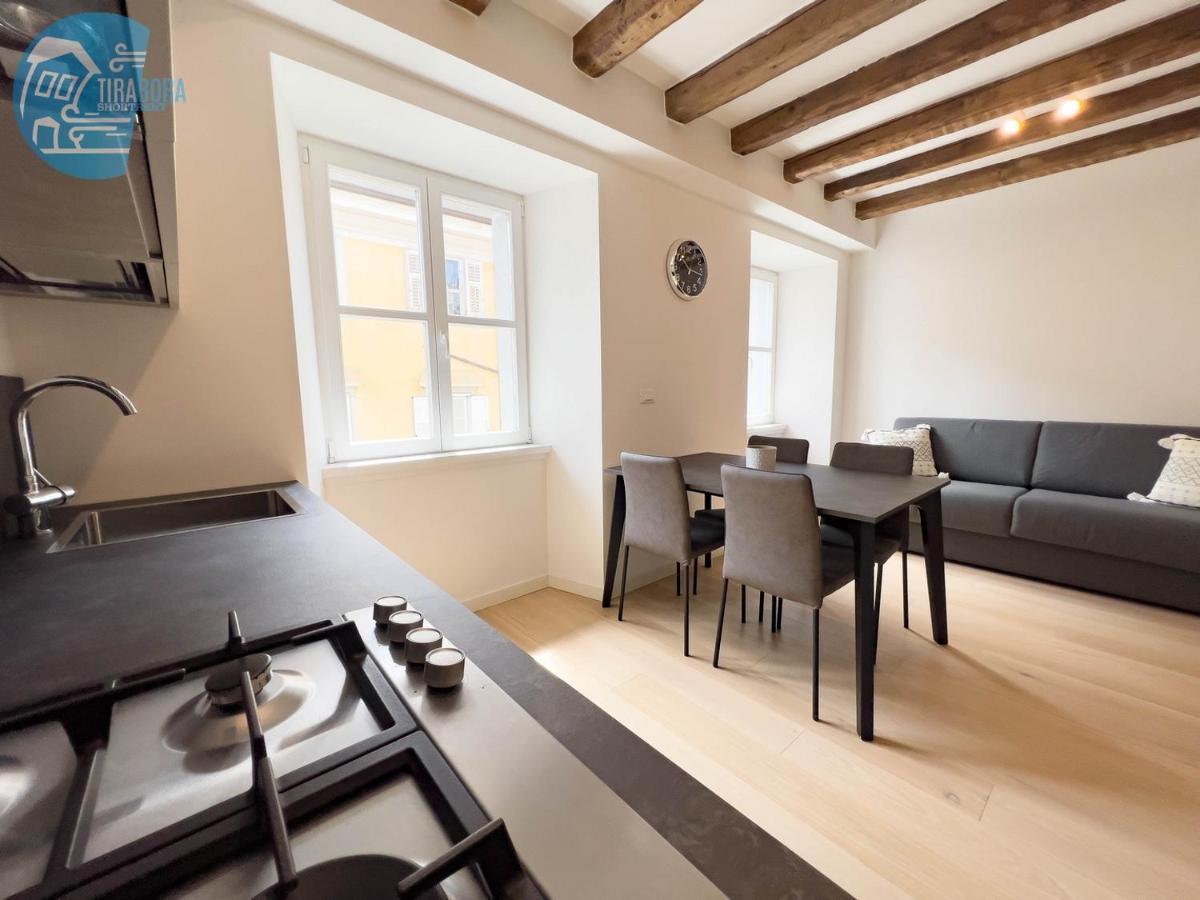 Cavana 10 Tirabora Short Rent Triest Exterior foto